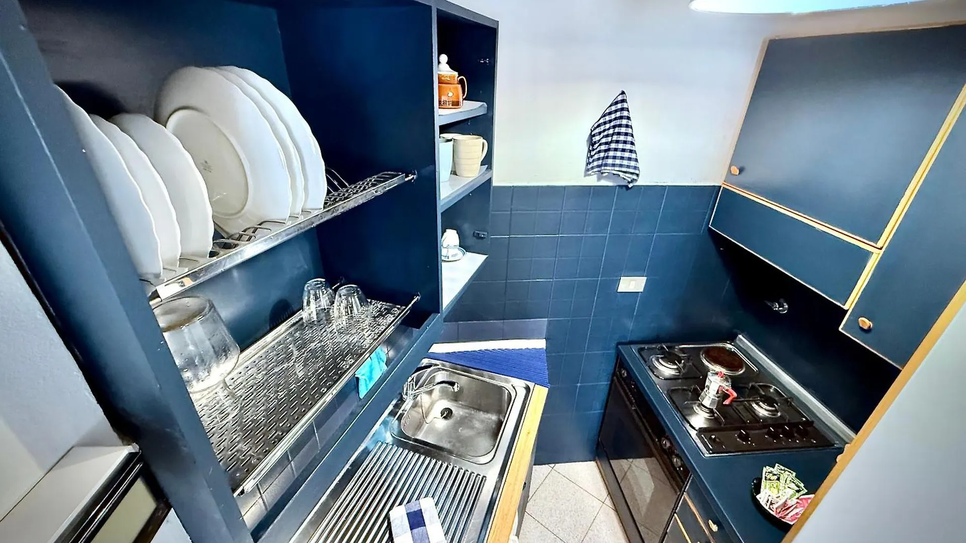 Dimora Reti Stazione Sampierdarena - Genovabb It Apartment 0*, Genoa Italy